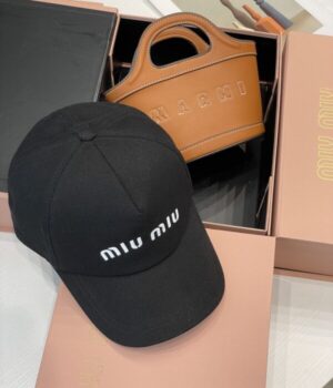 MIU MIU CAP