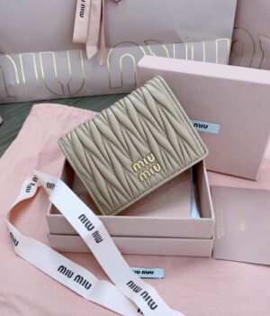 MIU MIU WALLET