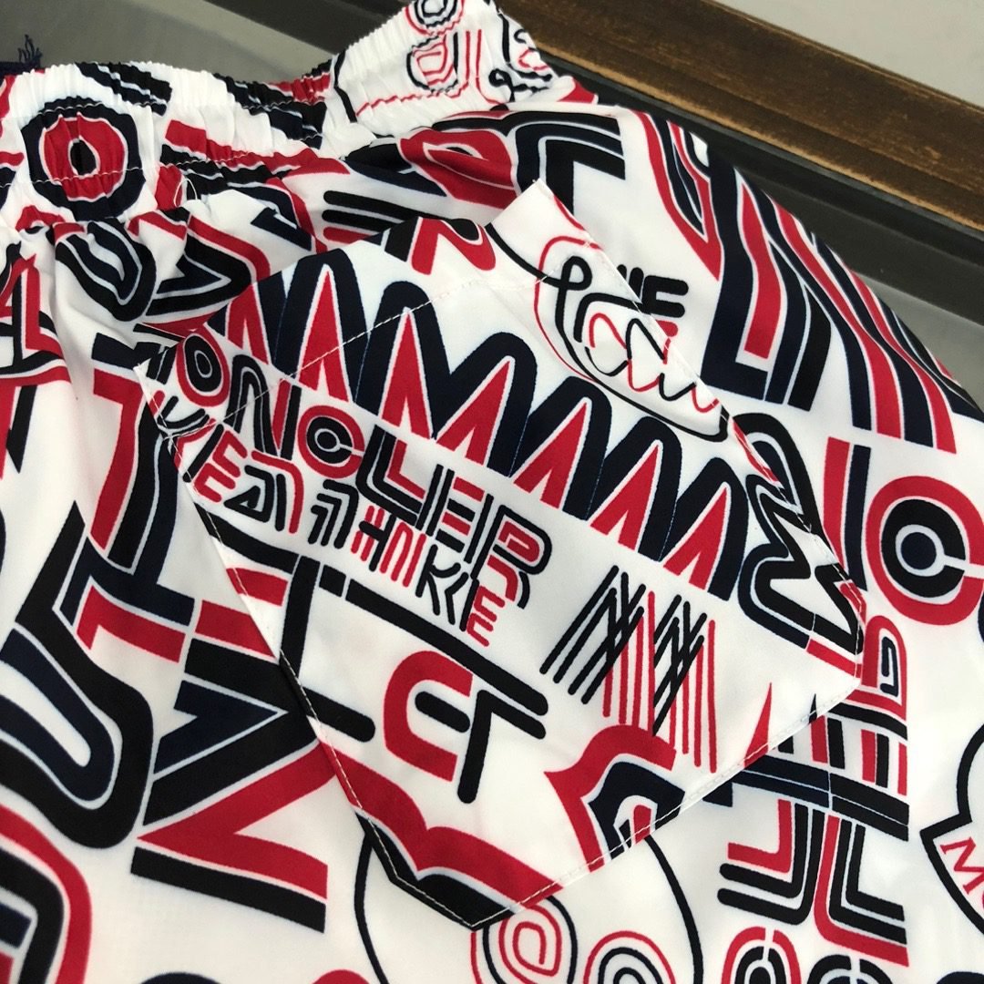 MONCLER SHORTS - Image 5