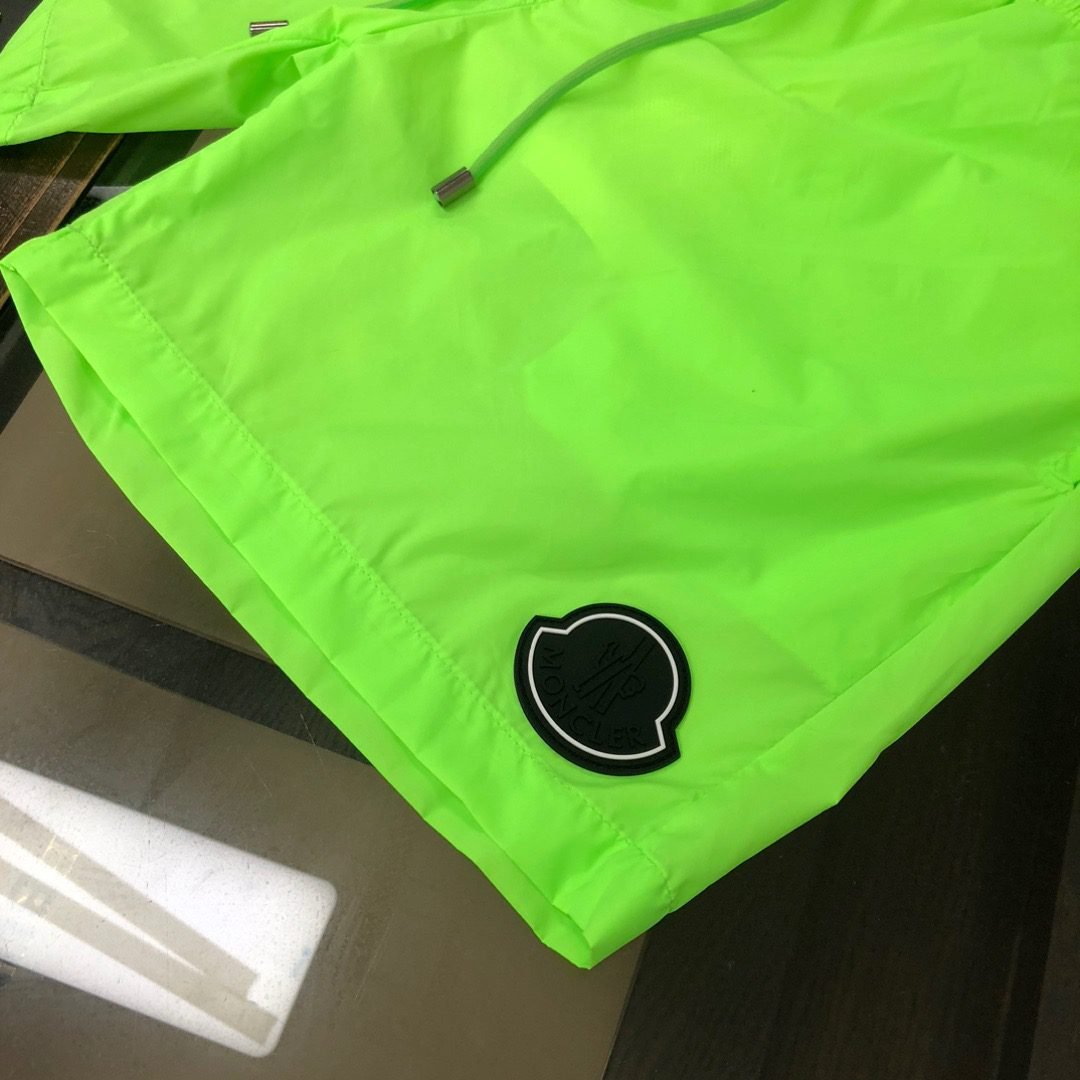 MONCLER SHORTS - Image 7
