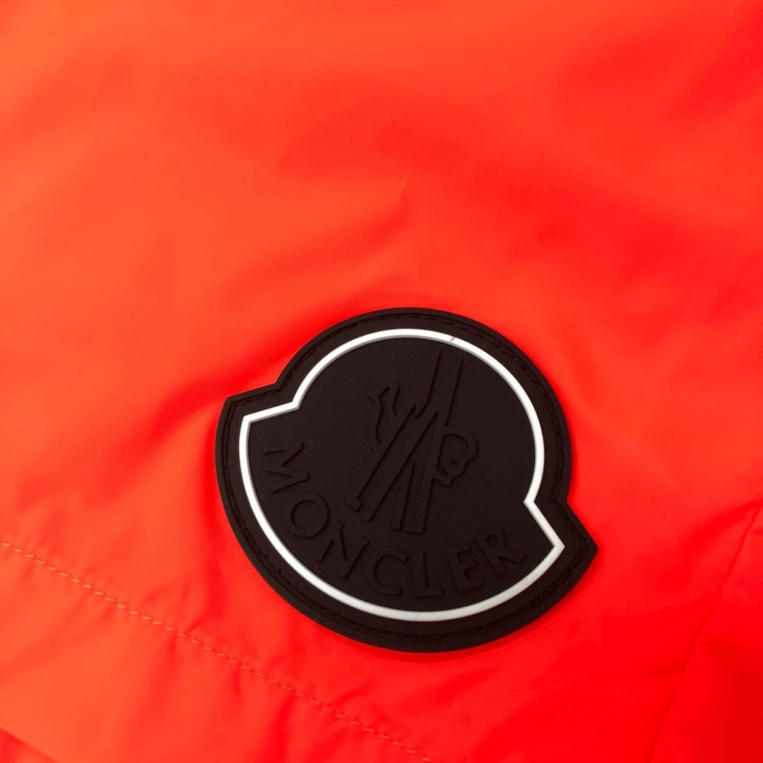 MONCLER SHORTS - Image 7