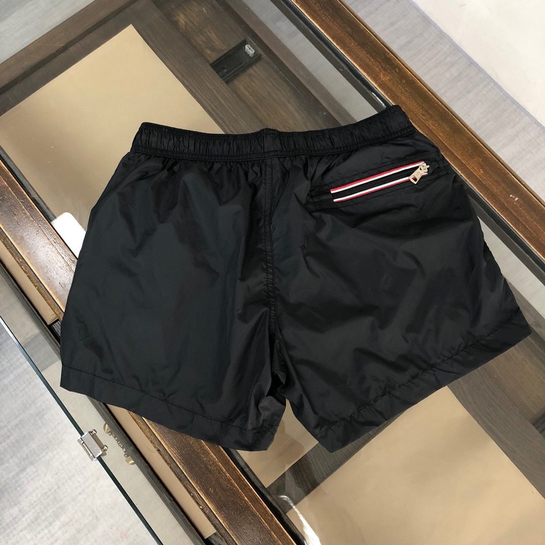 MONCLER SHORTS - Image 7