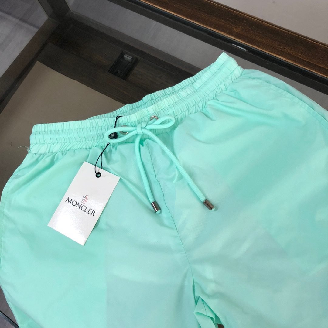 MONCLER SHORTS - Image 3
