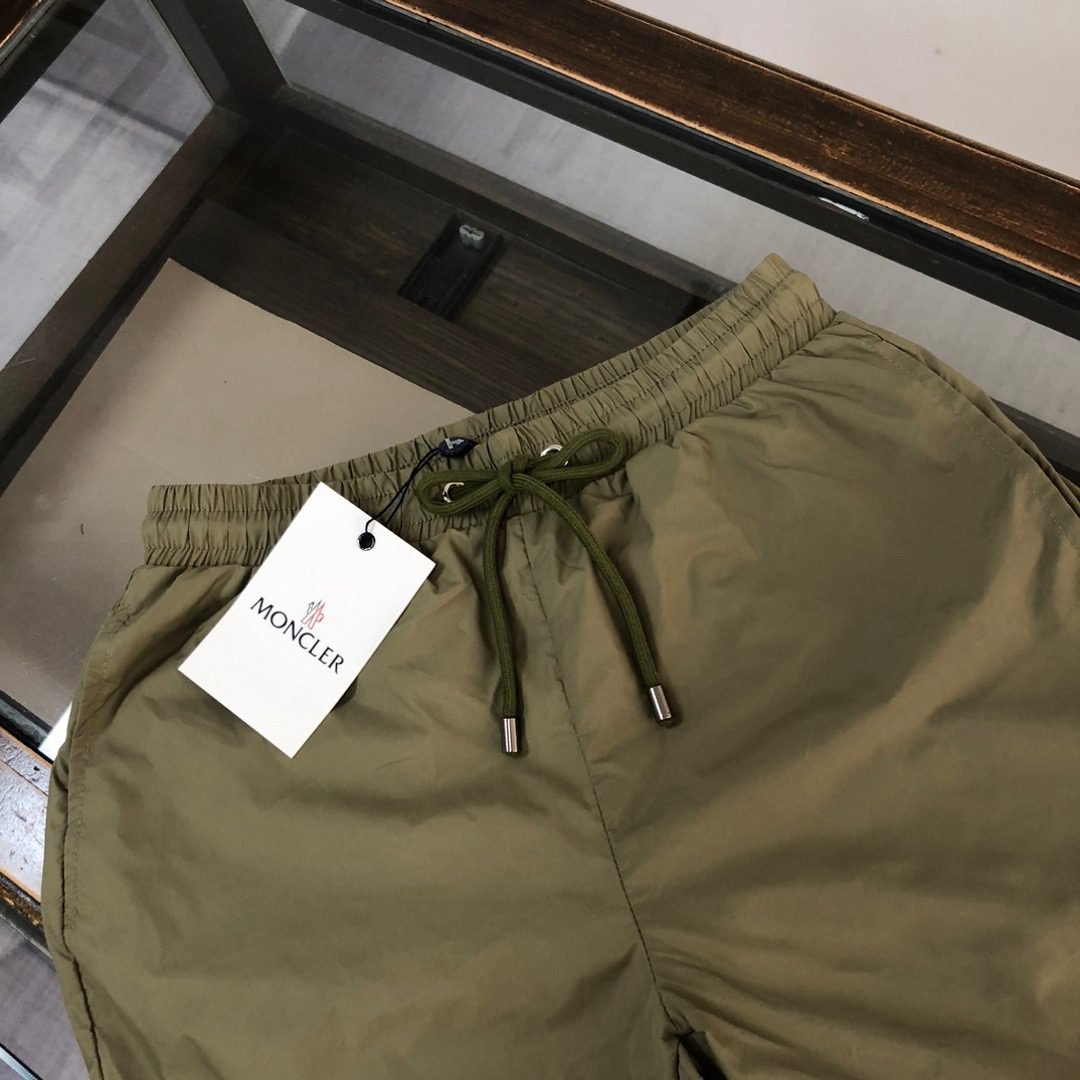 MONCLER SHORTS - Image 3