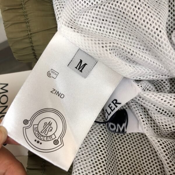 MONCLER SHORTS - Image 8