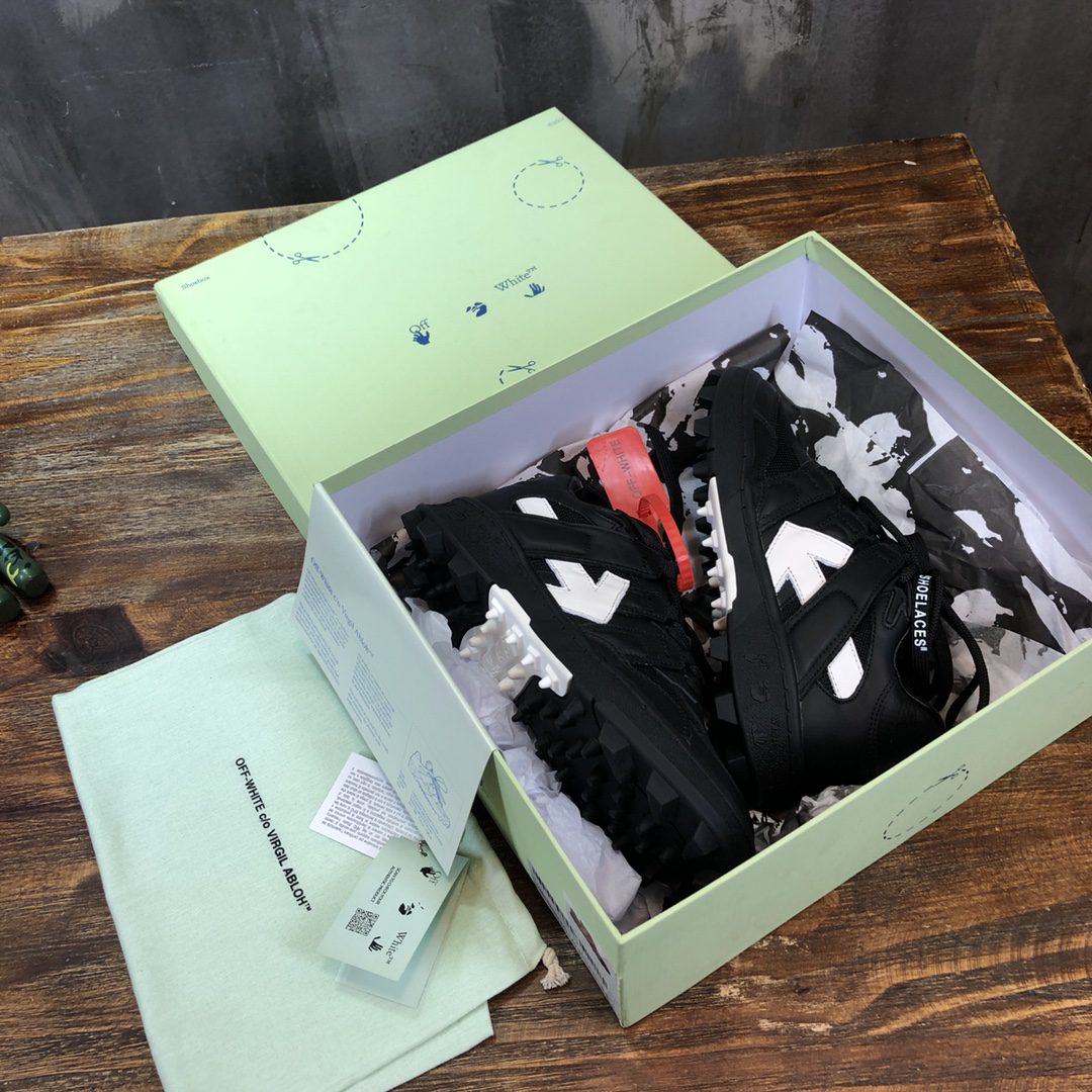 OFF-WHITE SNEAKER - Image 3