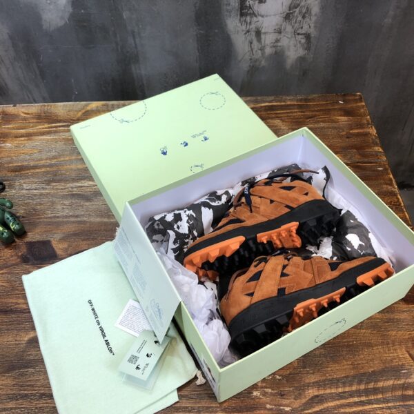 OFF-WHITE SNEAKER - Image 4