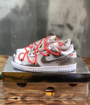 OFF-WHITE SNEAKER
