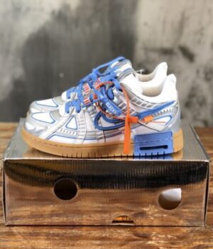 OFF-WHITE SNEAKER