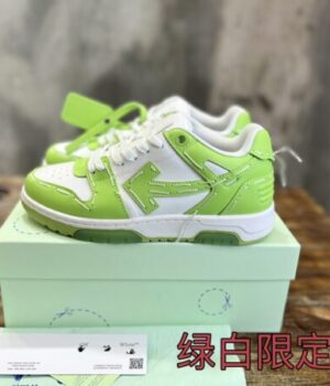 OFF-WHITE SNEAKER