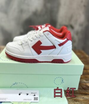 OFF-WHITE SNEAKER