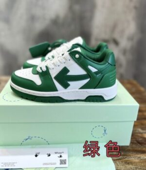 OFF-WHITE SNEAKER