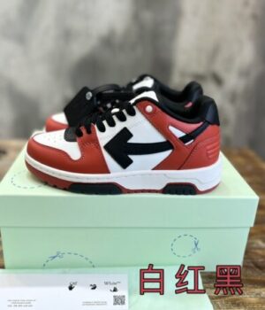 OFF-WHITE SNEAKER