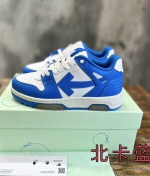 OFF-WHITE SNEAKER