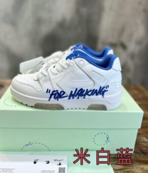 OFF-WHITE SNEAKER