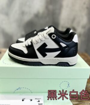 OFF-WHITE SNEAKER