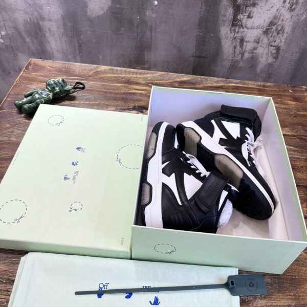 OFF-WHITE SNEAKER - Image 4