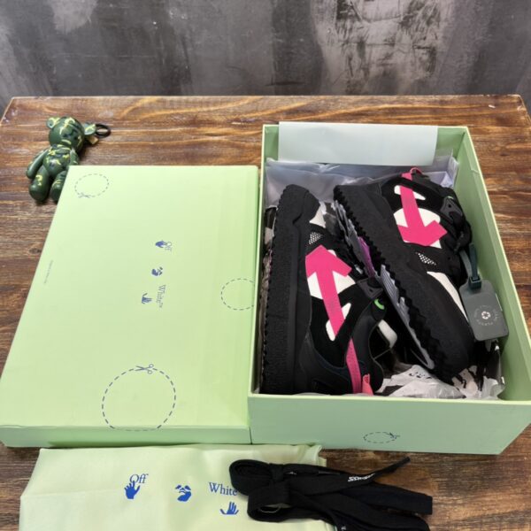 OFF-WHITE SNEAKER - Image 4