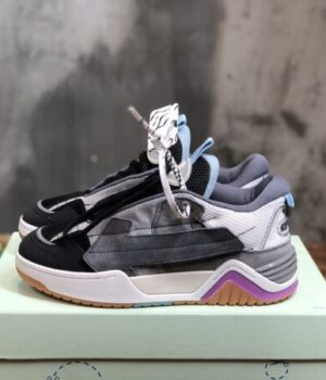 OFF-WHITE SNEAKER