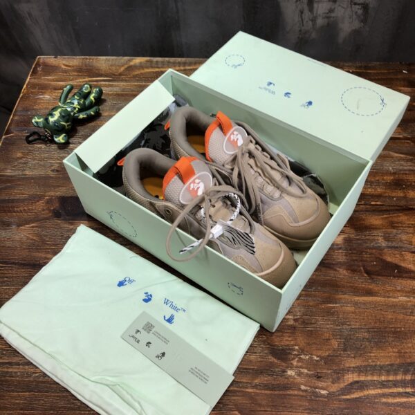 OFF-WHITE SNEAKER - Image 4