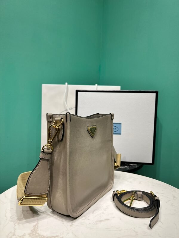 PRADA BAG - Image 4