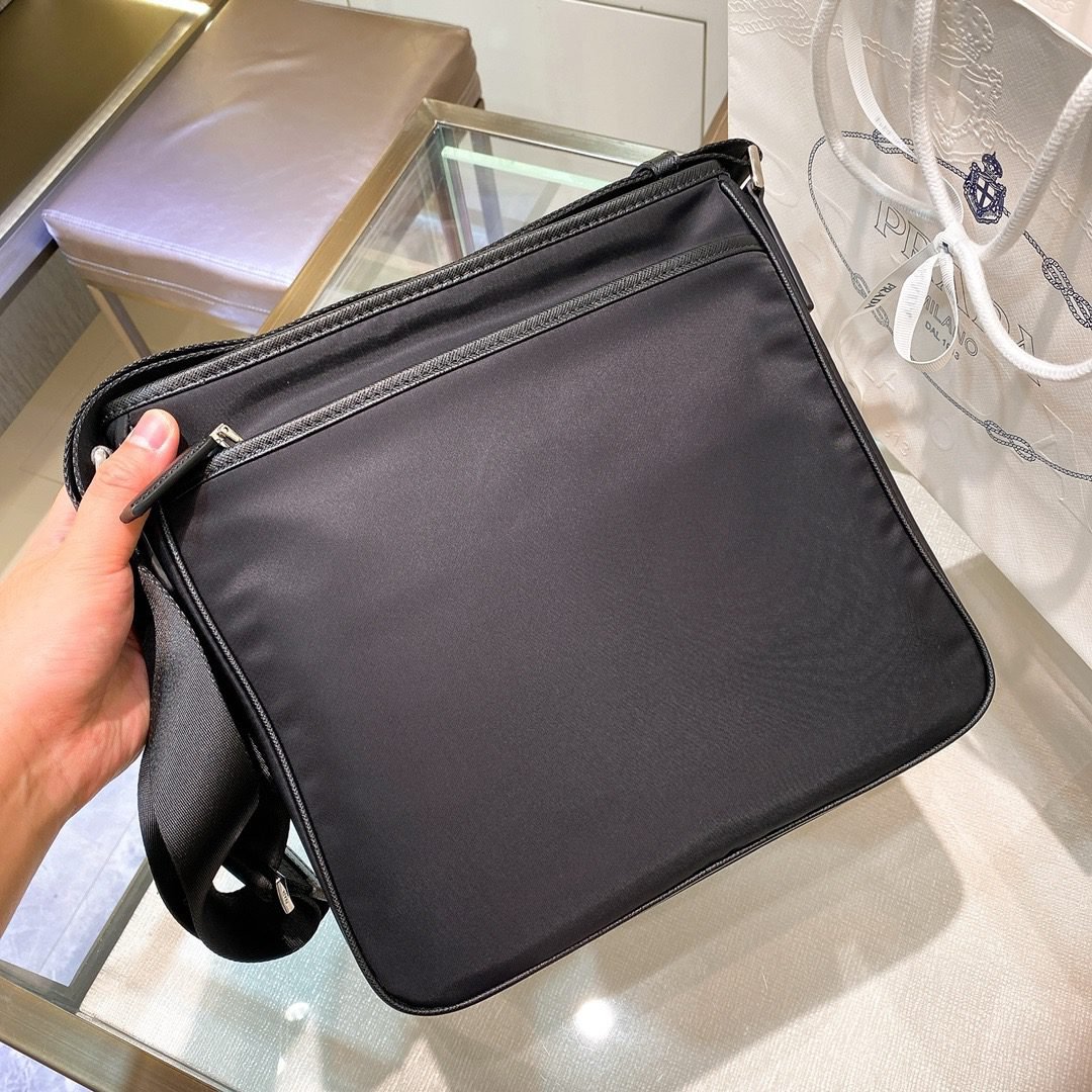 PRADA BAG - Image 3