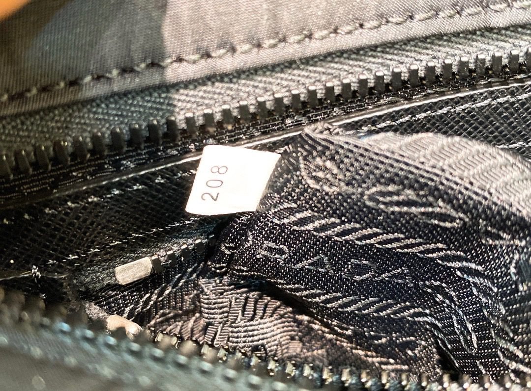 PRADA BAG - Image 5