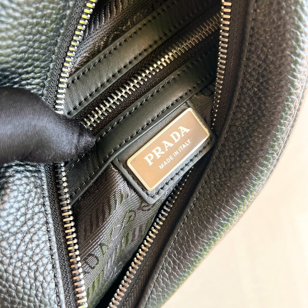 PRADA BAG - Image 5