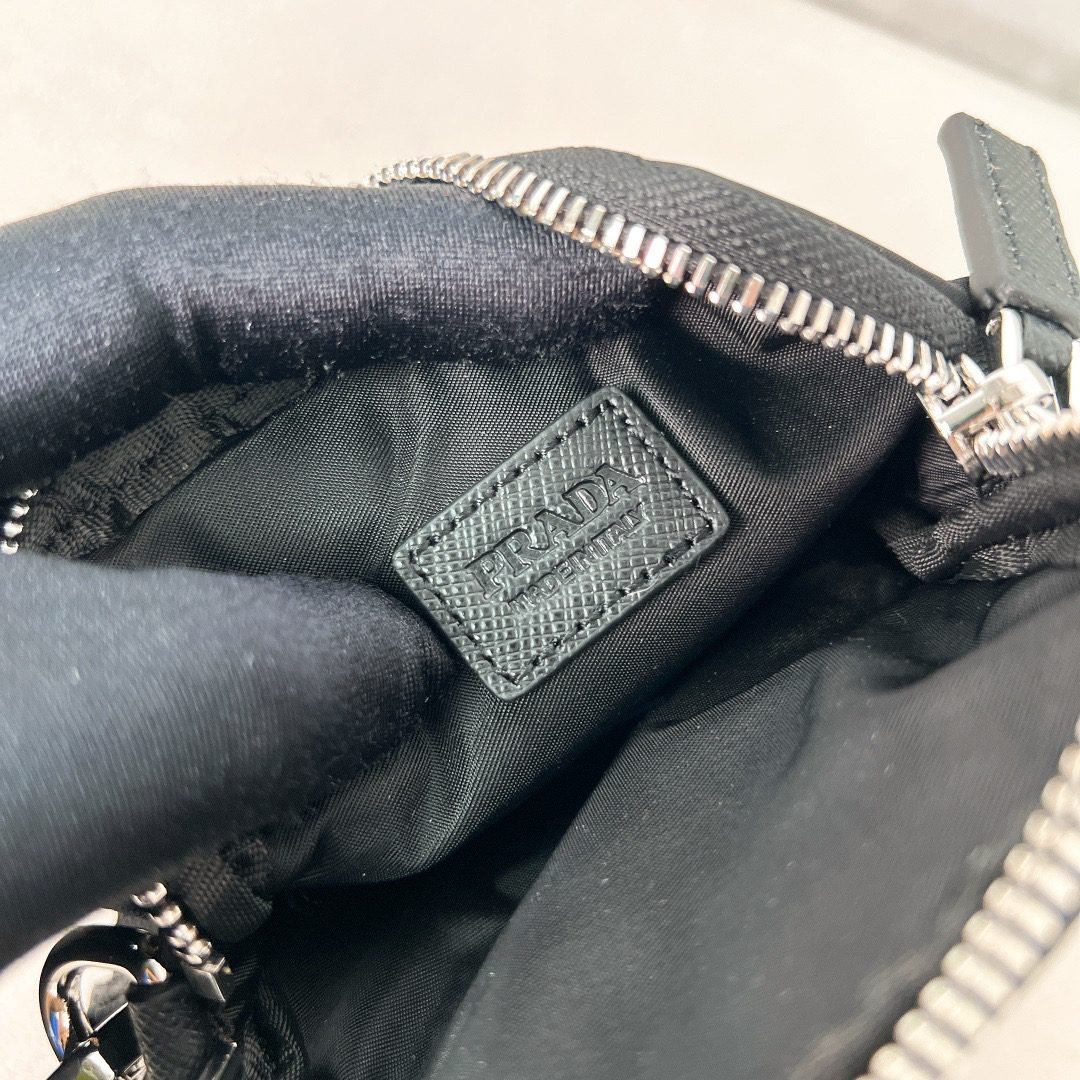 PRADA BAG - Image 5