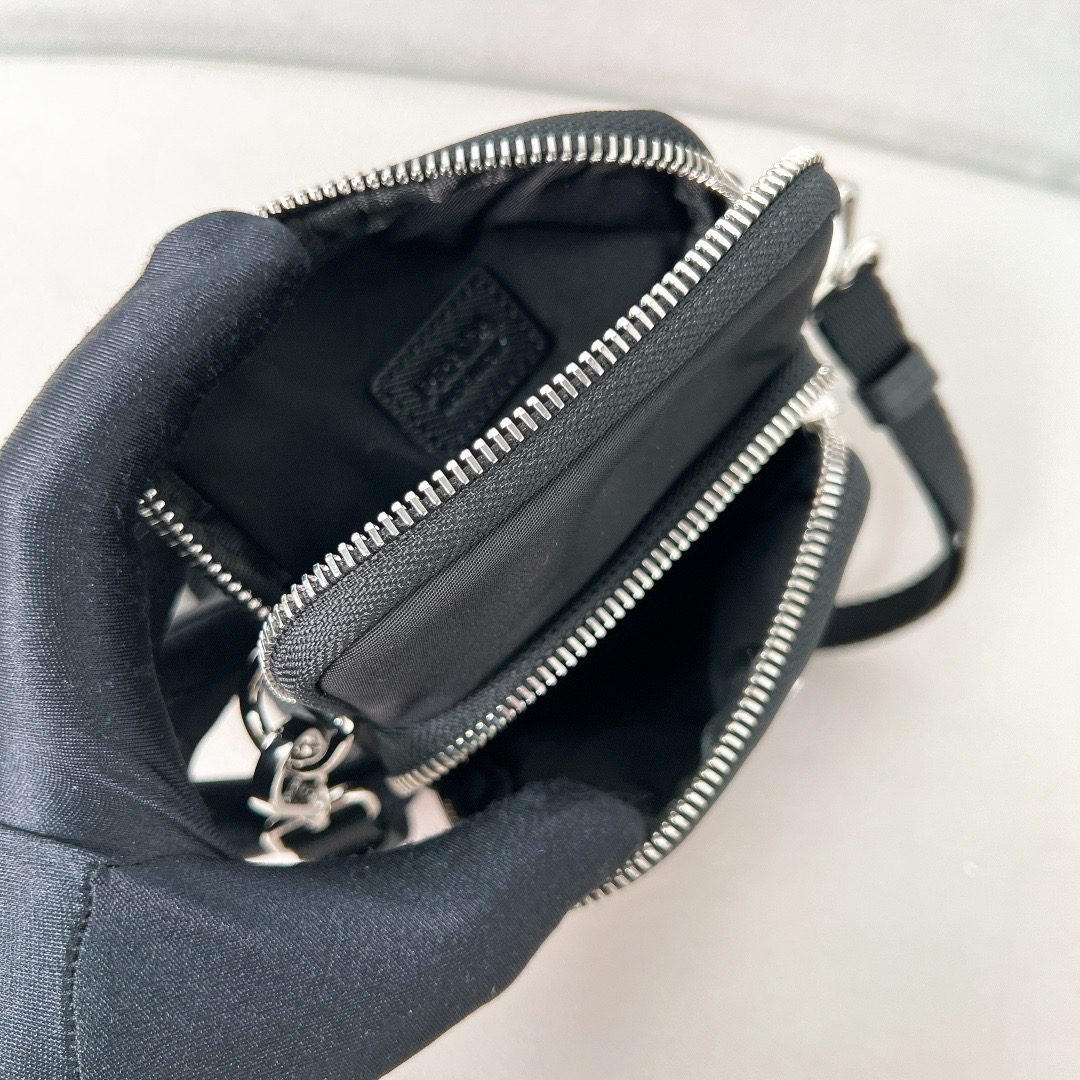 PRADA BAG - Image 7