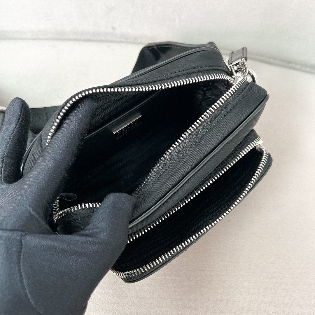 PRADA BAG - Image 7