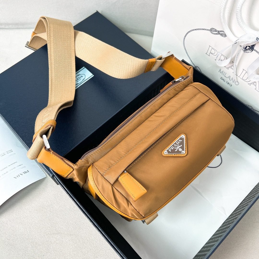 PRADA BAG - Image 2