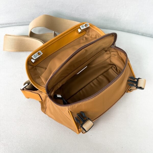 PRADA BAG - Image 8