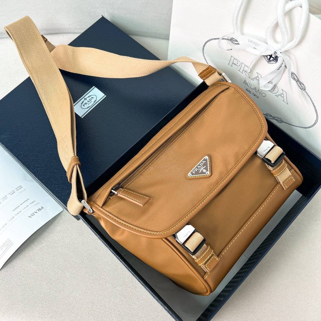PRADA BAG - Image 2