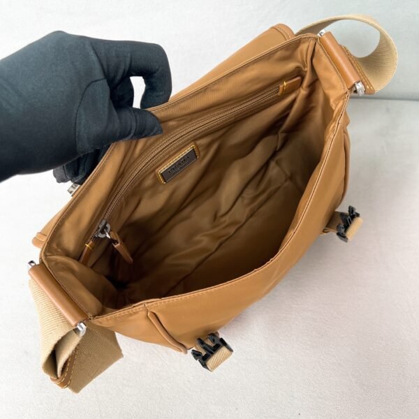 PRADA BAG - Image 8