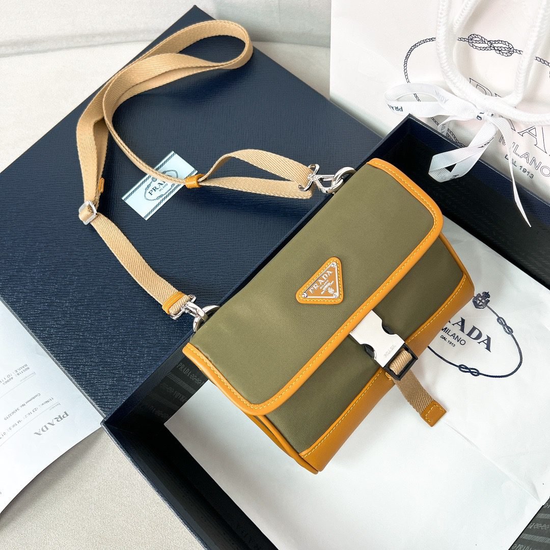PRADA BAG - Image 2