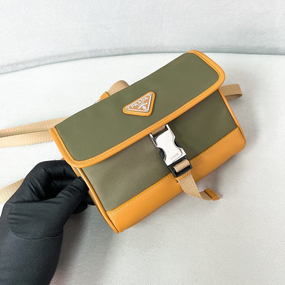 PRADA BAG - Image 3
