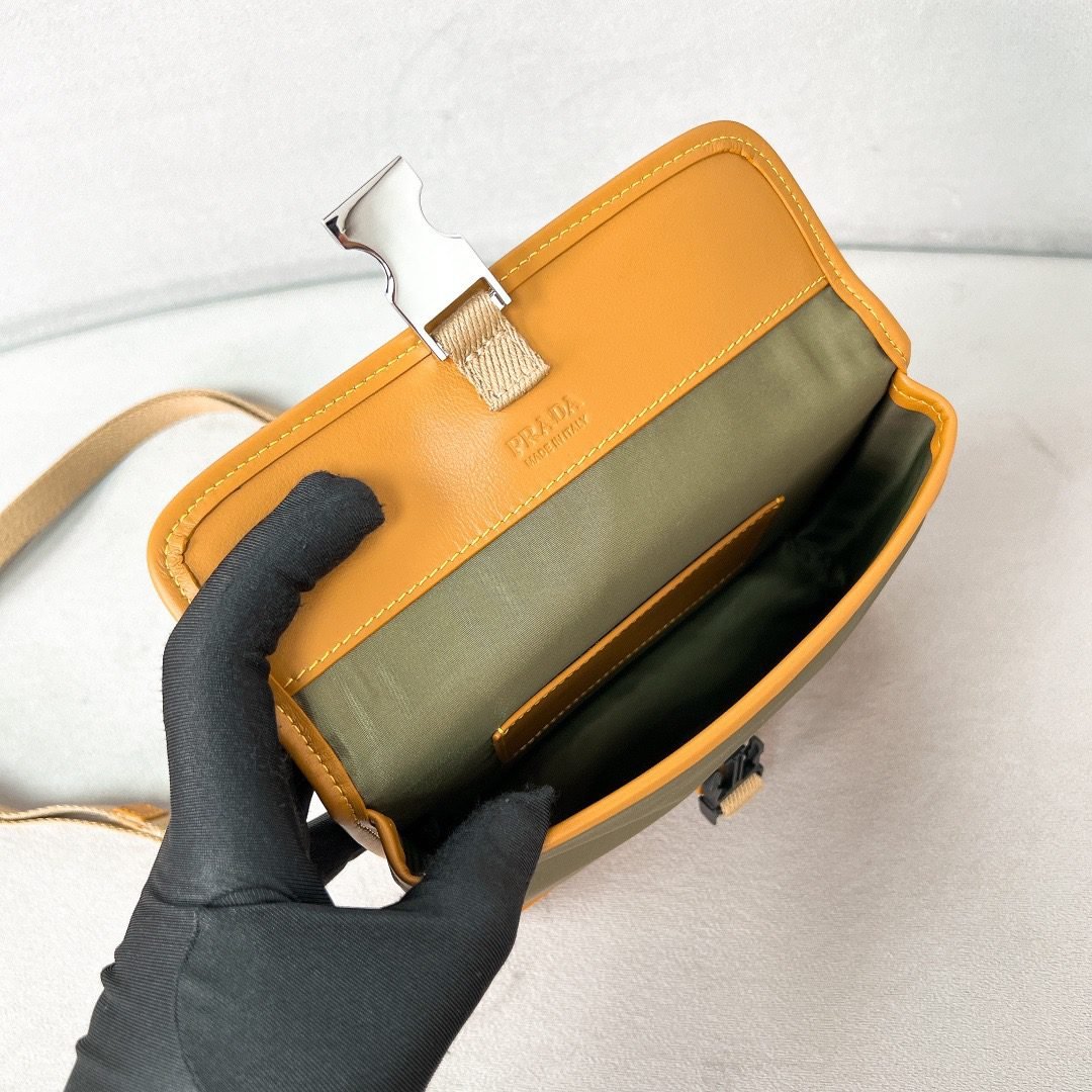 PRADA BAG - Image 7