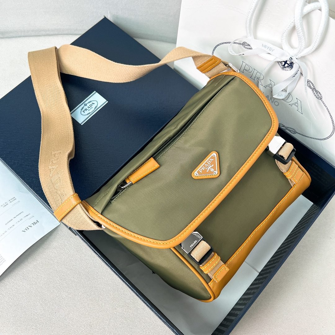 PRADA BAG - Image 2