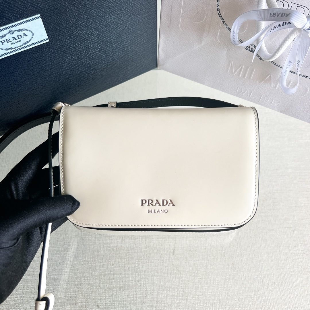 PRADA BAG - Image 2