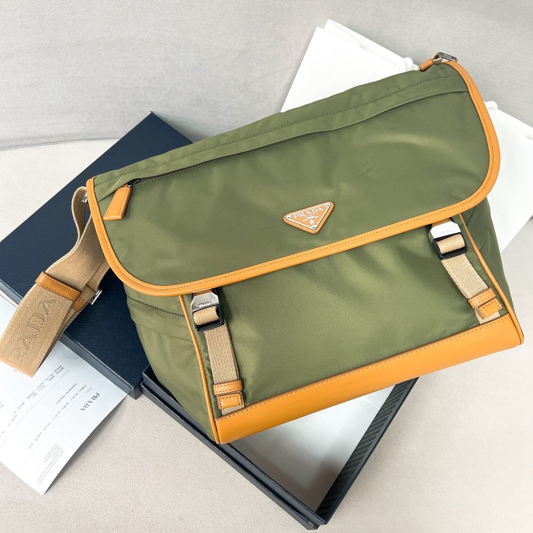 PRADA BAG - Image 2