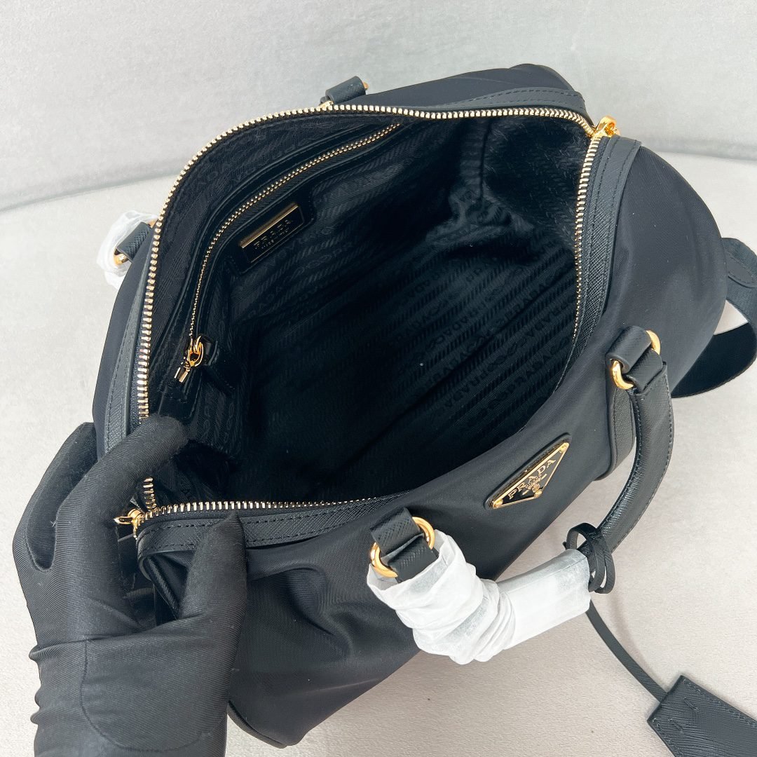 PRADA BAG - Image 7