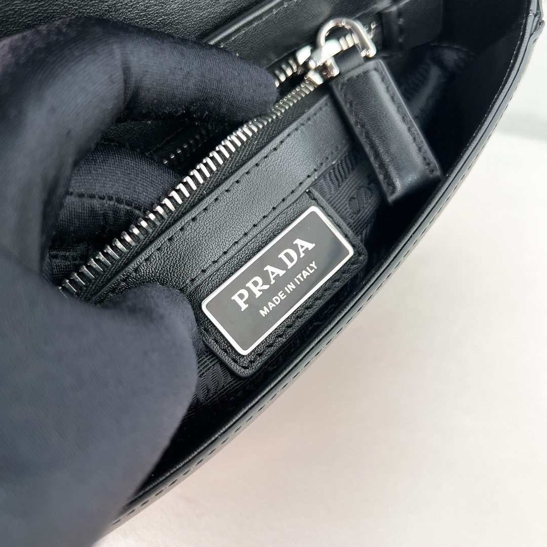 PRADA BAG - Image 5