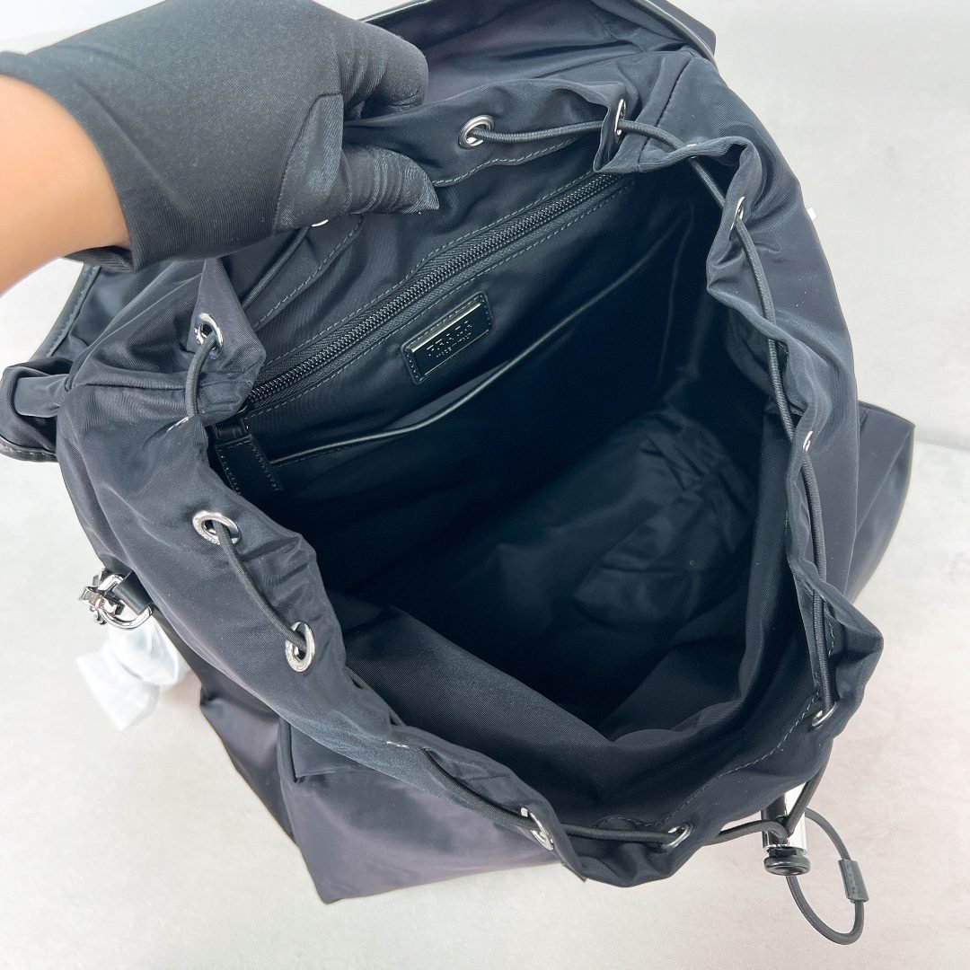 PRADA BAG - Image 7