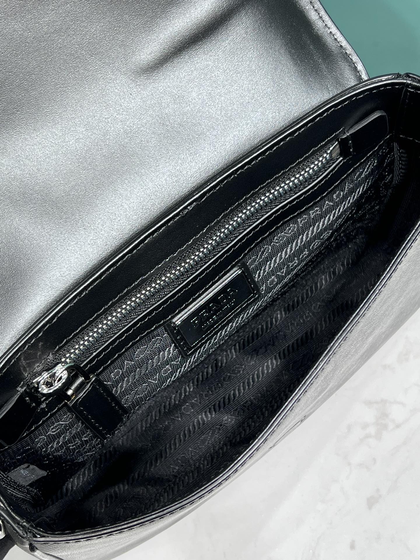 PRADA BAG - Image 5