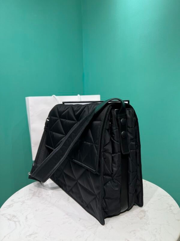 PRADA BAG - Image 4