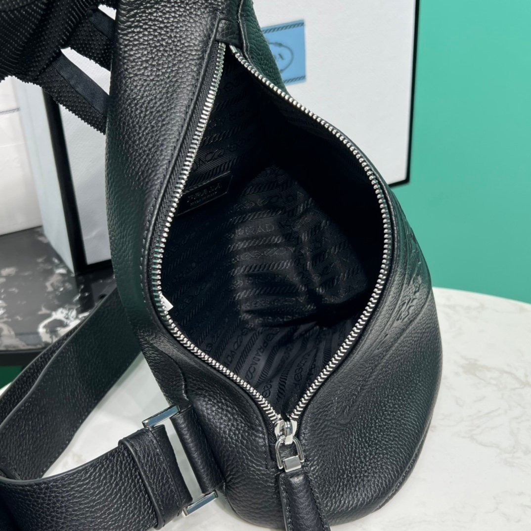PRADA BAG - Image 5