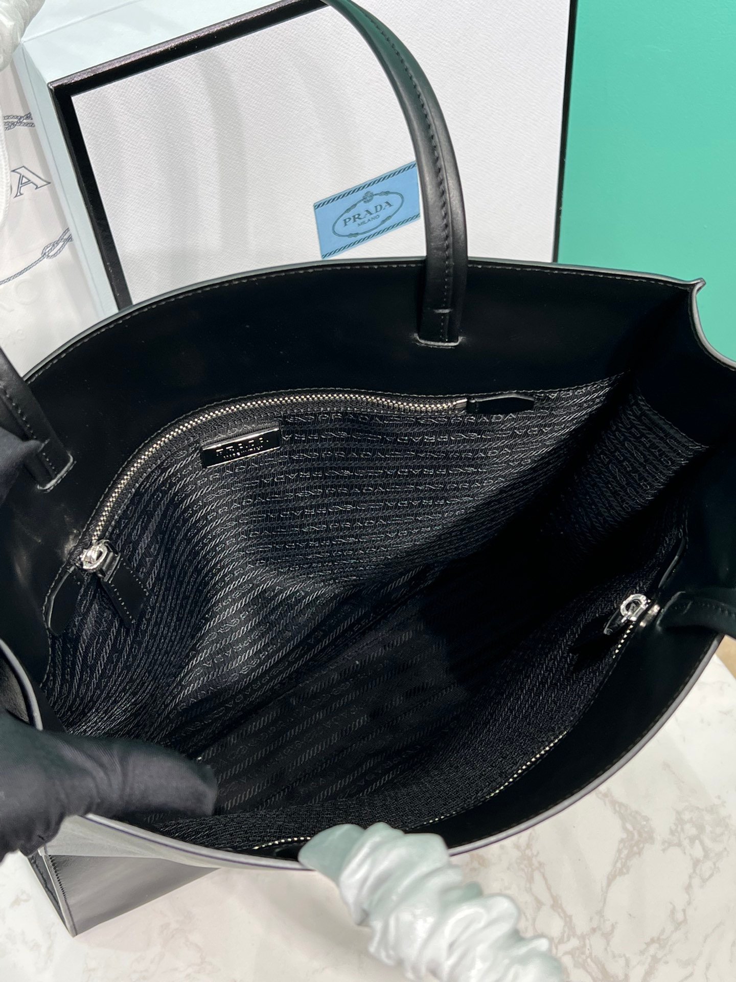 PRADA BAG - Image 5