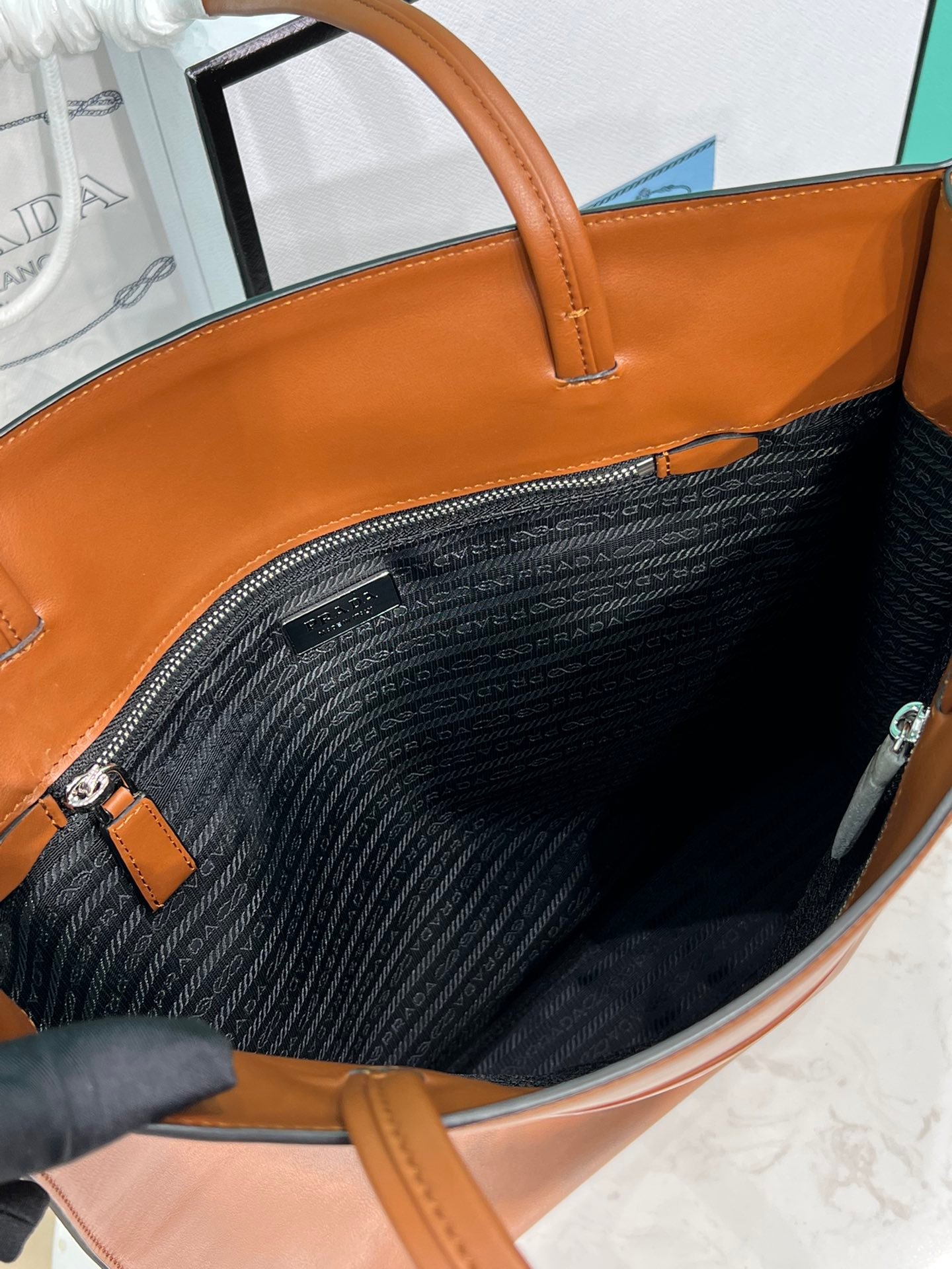 PRADA BAG - Image 5