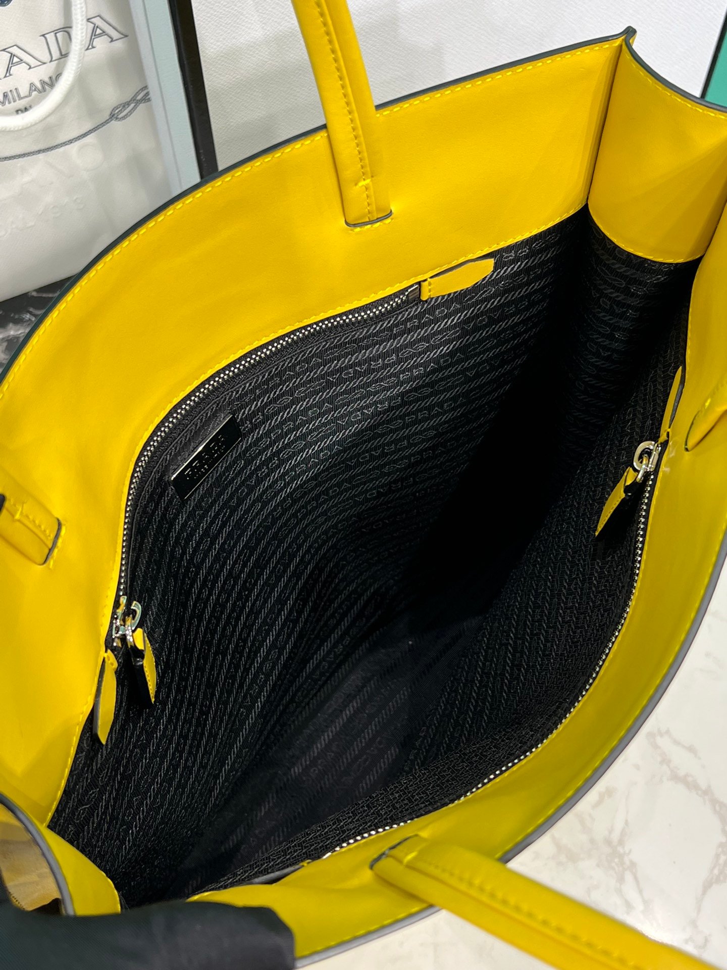 PRADA BAG - Image 5